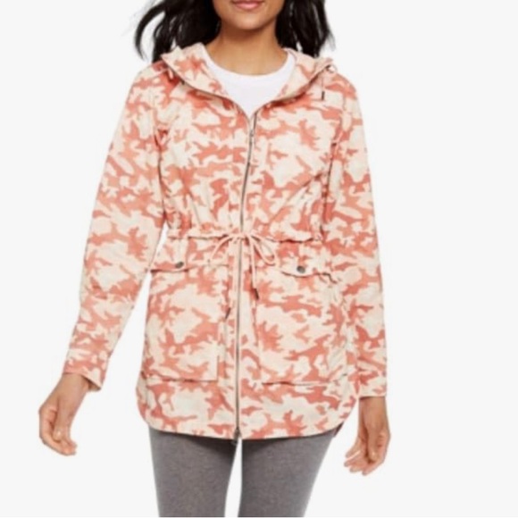 Columbia Women’s West Bluff Printed Jacket - Picture 1 of 16